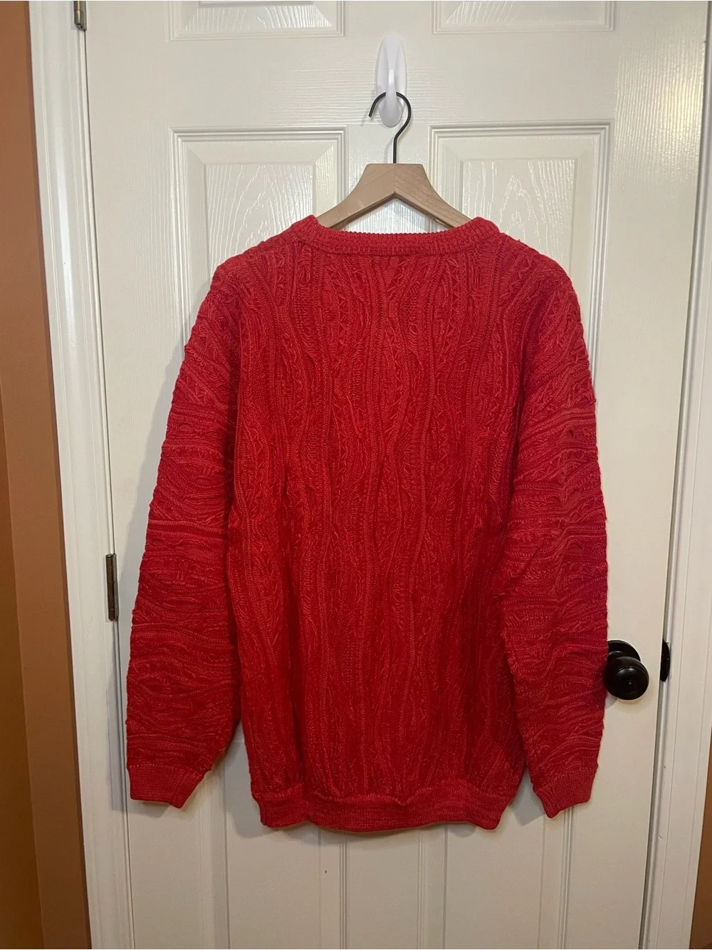 Delf USA COOGI Style Red Knit Crewneck Sweater Size XL - Picture 8 of 9